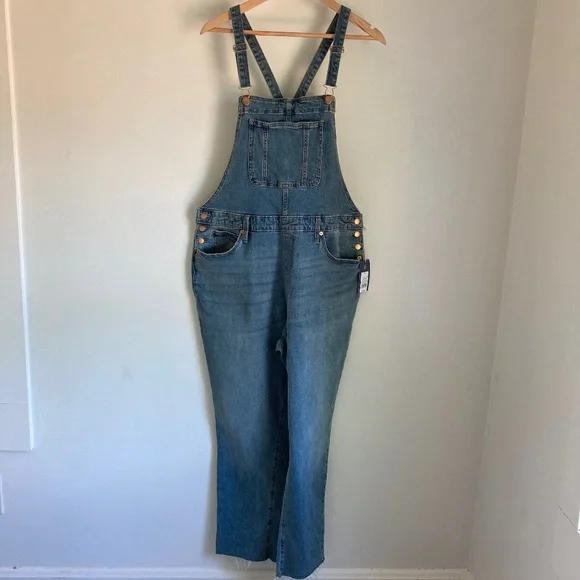 Universal Thread Blue Denim Overalls Classic Workwear - Picture 1 of 10